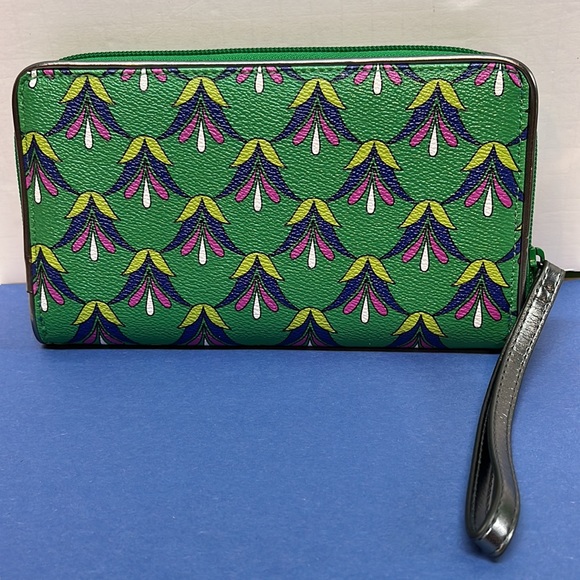 Vera Bradley BB COLLECTION Emerald Diamonds Accordion Style Wallet Wristlet NWOT - Picture 3 of 11